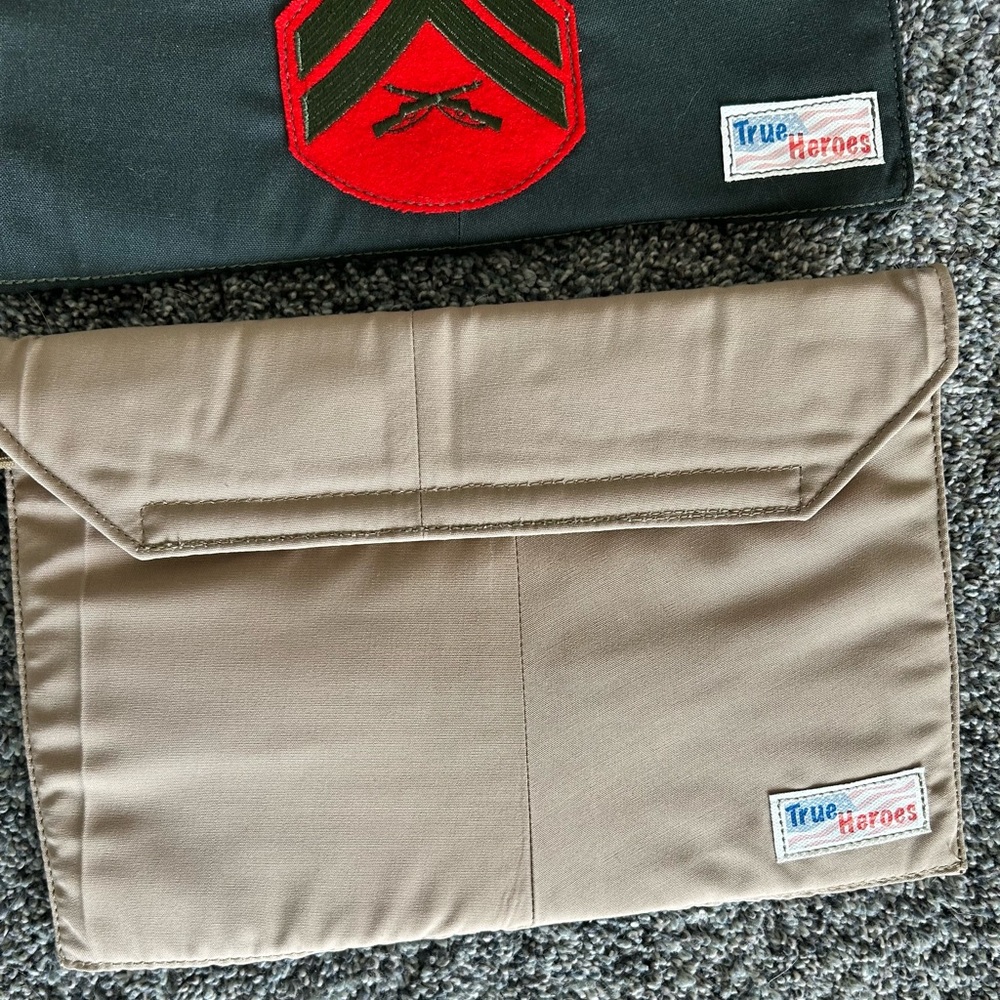 Set of 4 Military Canvas Envelope Pouches for Electronic Dev - Camo, Olive,‎ Tan - Picture 5 of 6